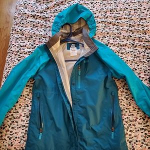 XL (18) REI Rain Jacket
